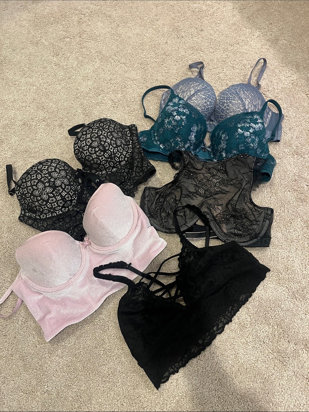 Assorted Victorias Secret Bras